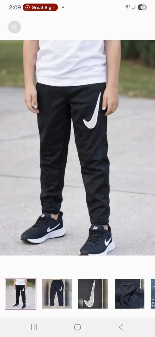 Nike Kids Drifit Black Joggers with White Speckled Swoosh Sz. M #1667